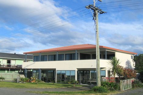 Photo of property in 16 Le Quesne Road, Bay View, Napier, 4104