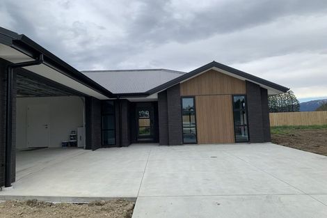 Photo of property in 27 Memorial Crescent, Methven, 7730