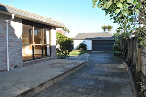 Photo of property in 54 Marine Parade, North New Brighton, Christchurch, 8083