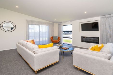 Photo of property in 25 Dundee Road, Mosgiel, 9024