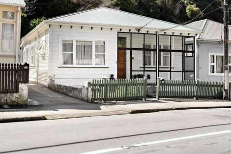 Photo of property in 176 Aro Street, Aro Valley, Wellington, 6021