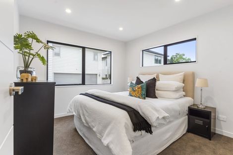 Photo of property in 19a Arosa Place, Forrest Hill, Auckland, 0620