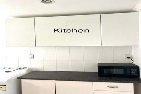 Photo of property in 102 Middlefield Drive, Flat Bush, Auckland, 2016