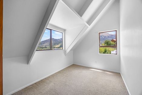 Photo of property in 133 Noema Terrace, Lake Hawea, 9382