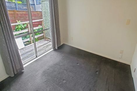 Photo of property in 37 Chatsworth Crescent, Pakuranga Heights, Auckland, 2010