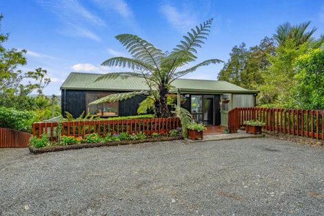 Photo of property in 321 Wairere Road, Waitakere, Henderson, 0782