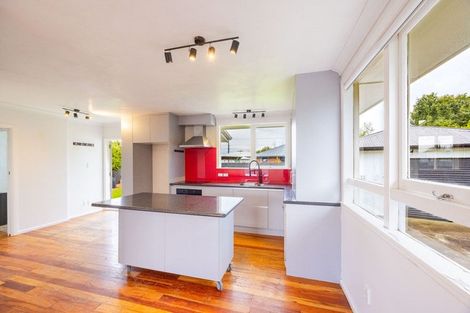 Photo of property in 1 Elliott Crescent, Havelock North, 4130