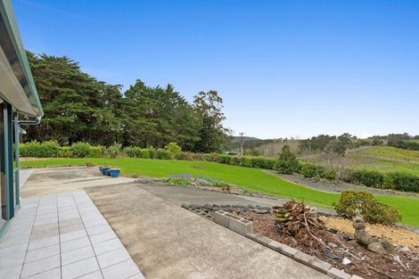 Photo of property in 235 Valley View Road, Otaika, Whangarei, 0170