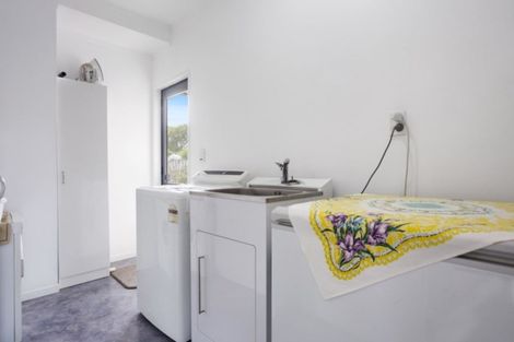 Photo of property in 12 Pohutukawa Drive, Athenree, Katikati, 3177