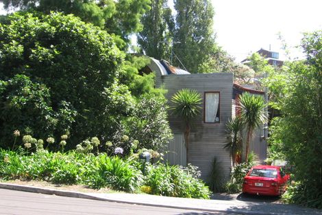 Photo of property in 1/33 Korotaha Terrace, Rothesay Bay, Auckland, 0630