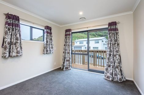 Photo of property in 40 Melksham Drive, Churton Park, Wellington, 6037