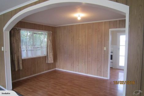 Photo of property in 42 Redwood Drive, Massey, Auckland, 0614