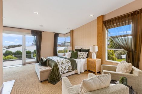 Photo of property in 42a Tindalls Bay Road, Tindalls Beach, Whangaparaoa, 0930