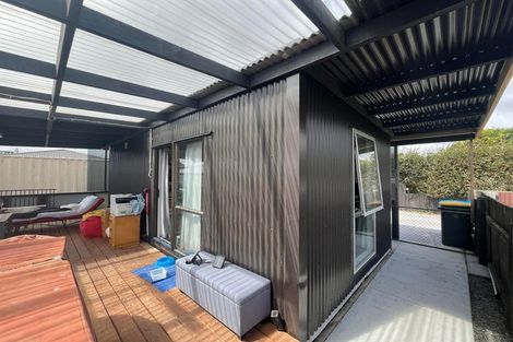 Photo of property in 12 Hokio Beach Road, Levin, 5510