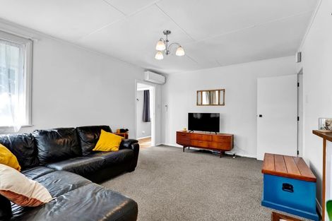 Photo of property in 55 Woodleigh Street, Frankleigh Park, New Plymouth, 4310