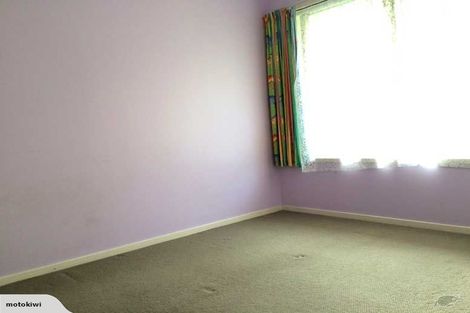 Photo of property in 2/17 Miramar Place, Pakuranga, Auckland, 2010