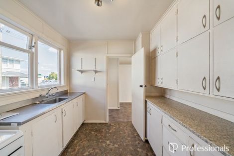 Photo of property in Silver Birch Court, 6/567u High Street, Boulcott, Lower Hutt, 5010