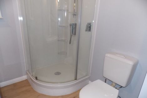 Photo of property in Endeavour Apartments, 23/125 Thorndon Quay, Pipitea, Wellington, 6011