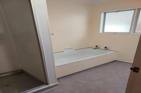 Photo of property in 10 Kawau Grove, Waikanae Beach, Waikanae, 5036