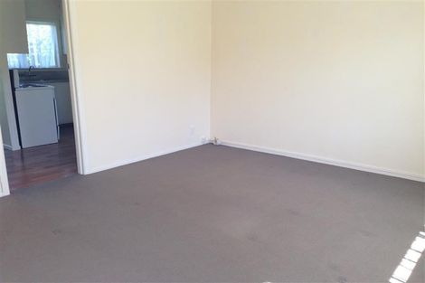 Photo of property in 2/60 Moana Avenue, One Tree Hill, Auckland, 1061
