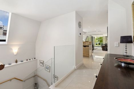 Photo of property in 1152 Whakaue Street, Rotorua, 3010