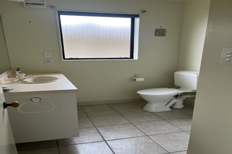 Photo of property in 4/30 Whiteley Street, Moturoa, New Plymouth, 4310