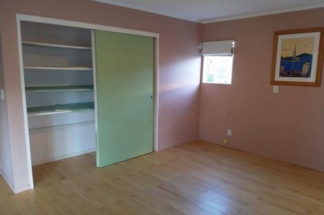 Photo of property in 2/61 Greenslade Crescent, Northcote, Auckland, 0627