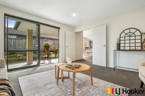 Photo of property in 15 Parkgrove Crescent, Pokeno, 2402