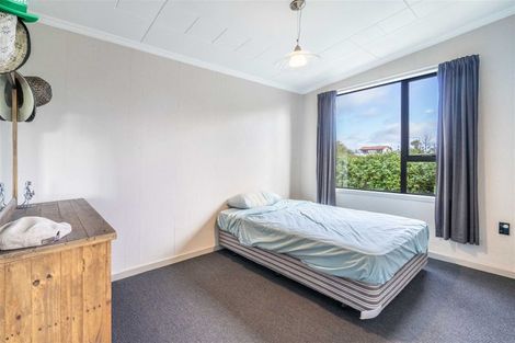 Photo of property in 64 Highfield Terrace, Newfield, Invercargill, 9812