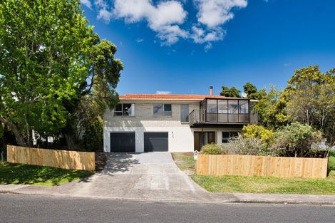 Photo of property in 10 Brunner Road, Glen Eden, Auckland, 0602