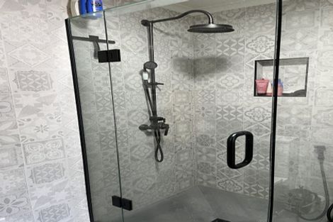 Photo of property in 9 Bickleigh Grove, New Lynn, Auckland, 0600