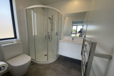 Photo of property in 1/504 Don Buck Road, Massey, Auckland, 0614