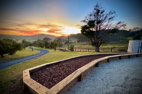 Photo of property in 2 Oakleigh Rise, Oakleigh, Whangarei, 0171