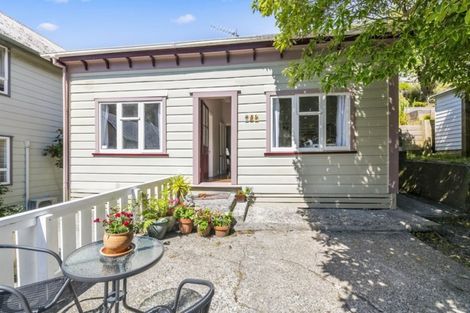 Photo of property in 167 Aro Street, Aro Valley, Wellington, 6021