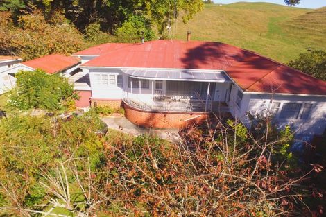 Photo of property in 445 Whites Road, Tirau, Putaruru, 3483