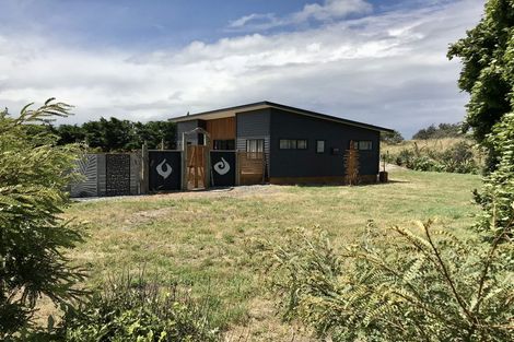 Photo of property in 7 Strathnaver Drive, Waikawa Beach, Manakau, 5573