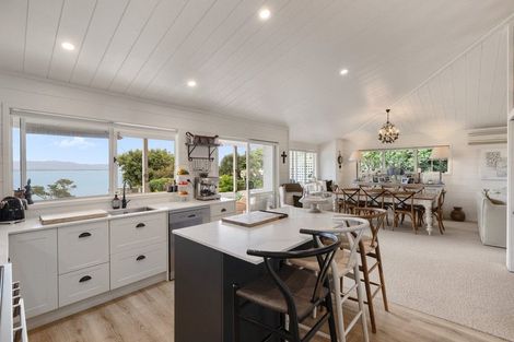 Photo of property in 27 Mcdonnell Street, Omokoroa, 3114