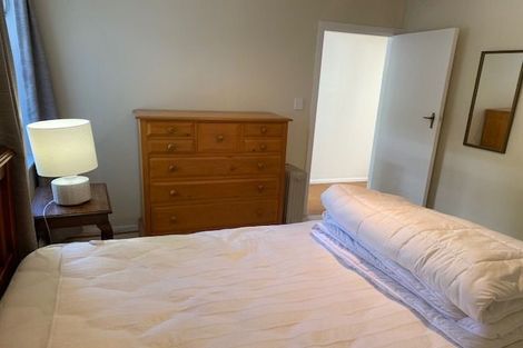 Photo of property in 32 Monaghan Avenue, Karori, Wellington, 6012