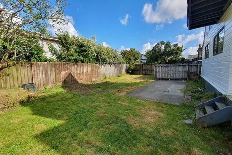 Photo of property in 2 Westpark Drive, West Harbour, Auckland, 0618