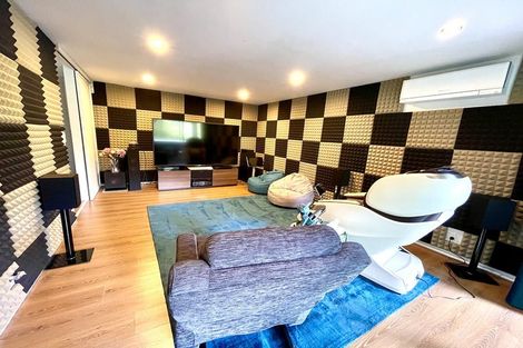 Photo of property in 9 Kahikatea Close, Campbells Bay, Auckland, 0630