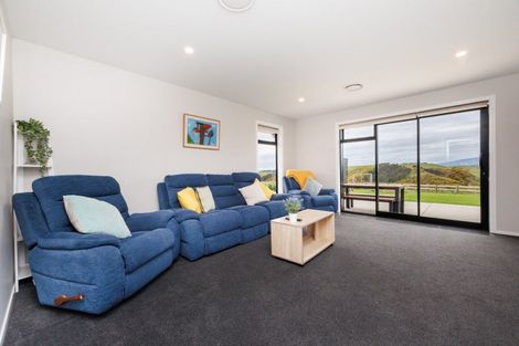 Photo of property in 180 Kingsdale Park Drive, Aokautere, Palmerston North, 4471