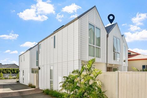 Photo of property in 6 Titoki Close, Matakana, Warkworth, 0985