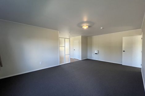 Photo of property in 2 West Harbour Drive, West Harbour, Auckland, 0618