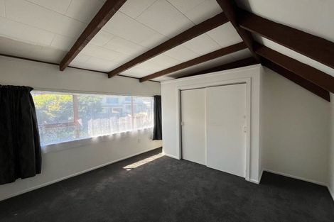 Photo of property in 2 Mervyn Place, Plimmerton, Porirua, 5026