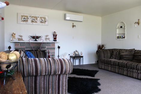 Photo of property in 44 Oxford Street, Lansdowne, Masterton, 5810