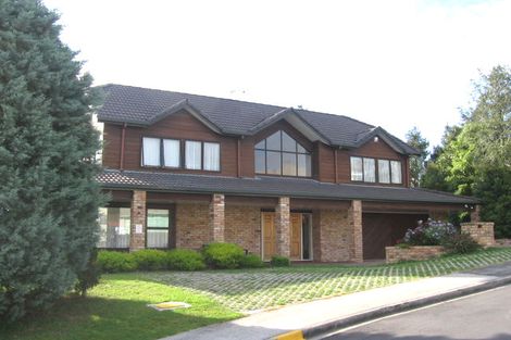 Photo of property in 4 David Beattie Place, Chatswood, Auckland, 0626