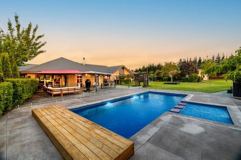 Photo of property in 12 Rossington Drive, West Melton, 7618