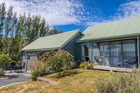 Photo of property in 8 Allans Beach Road, Portobello, Dunedin, 9014