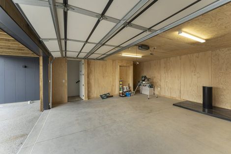 Photo of property in 104 Spur Ridge Rise, Jacks Point, 9371