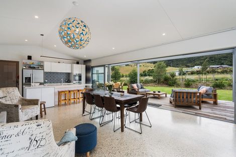 Photo of property in 56 Tirohanga Road, North Taieri, Mosgiel, 9092